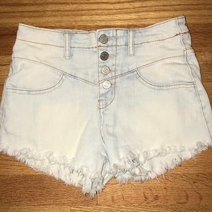 High Waisted Lightwash Denim Shorts
